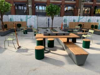 Mobiliers en gare